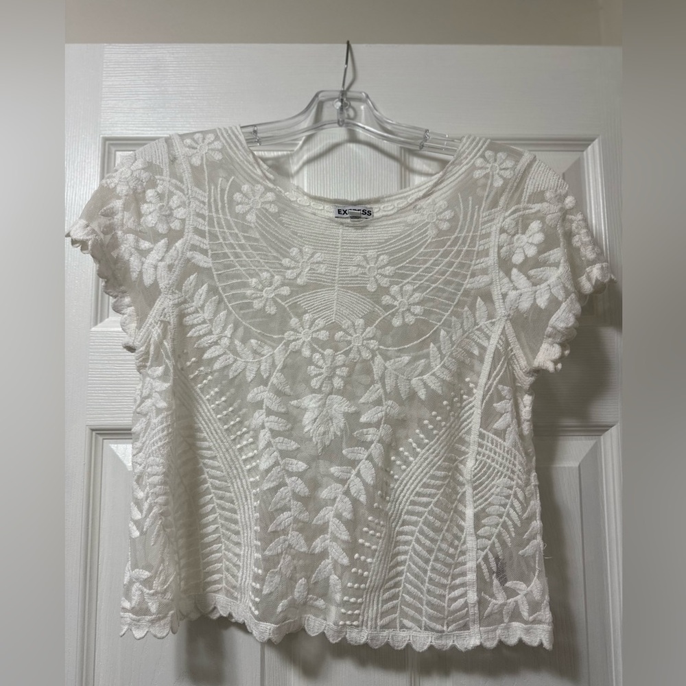 Express White Floral Embroidered Short Sleeve Blouse